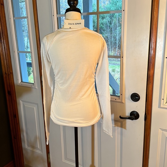 BNWT Zulu & Zephyr Sheer Gathered Knit Top - Picture 2 of 8